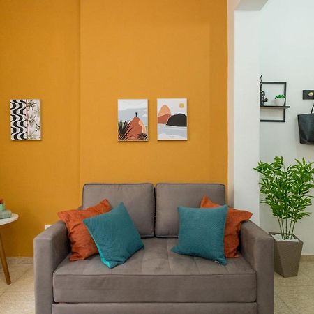 Conforto E Relax, Caminhando Para A Praia De Copacabana, Quarto E Sala, Completo, Com Wi Fi, Cozinha, Ar Condicionado Rio de Janeiro Exteriör bild